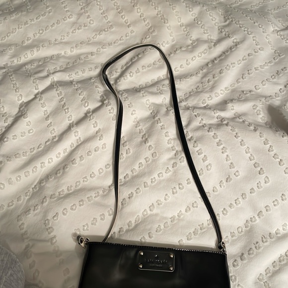 Kate Spade ♠️ black patent leather like material small crossbody - Picture 5 of 5